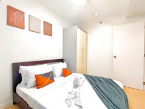 2215T2 Avida Towers Cebu IT Park 1BR Unit Queen Bed 4K TV