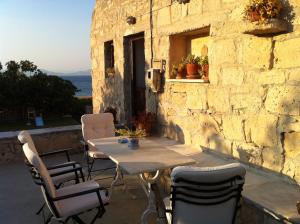 Aigina 3 Bedroom House by the Sea Aegina Greece