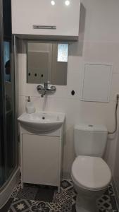 Self check-in Apartament Poznań Marcelin Lotnisko Ławica Szpitale Uczelnie