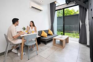 Duplex Loft 5 Pools and Gym near Nai Harn Beach- UTL B119