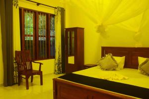 Crescent Villa