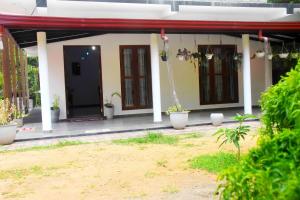 Crescent Villa