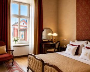 Grand Hotel