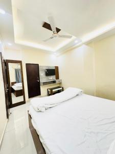 Hotel Prime Residency - just 400m from airport