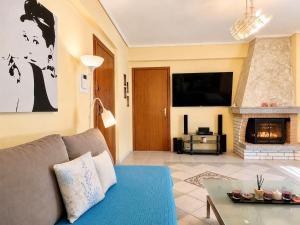 Athens Skyline - Spacious 3BR for 5 by ΜΡS