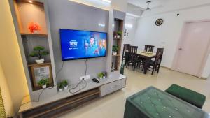 VacationBuddy Premium 3 BHK High-Rise City Views in DLF Capital Greens