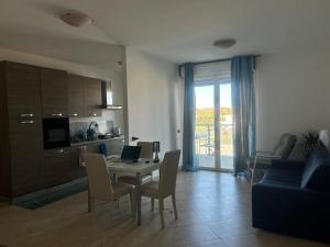 La Dimora del Porto Rome Beach & Marina Apartment