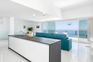 Villa de lujo. Infinity Pool y vista 360º de Nerja