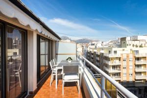 Apartamentos Edf AUREA y Edf SARVACHO