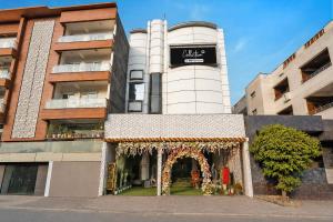 Collection O Sector 5 Ghaziabad Formerly Five Seas