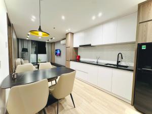 High-end apartment Danang Golftel