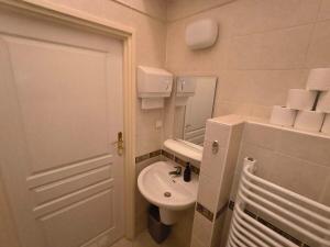 Fantastic-Inn Kraków - B7 Pokój C305