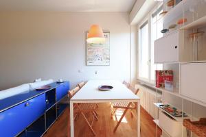 Contempora - Stylish One Bedroom Apartment in Garibaldi - Moscova