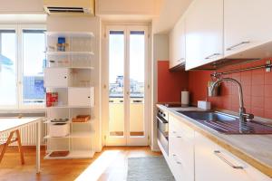 Contempora - Stylish One Bedroom Apartment in Garibaldi - Moscova