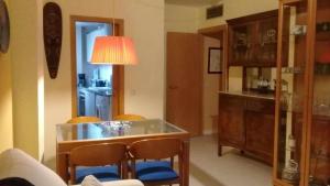 Miquel 2 – Apartamento con Parking, Wifi y AC