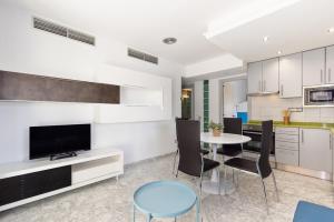 UHC Cancun Apartments