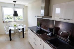 Family Apartment - Sea view