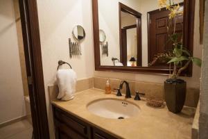Luxurious Penthouse Sonoran Sun