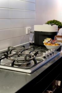 Ember House 2BR City Views Gym, Pool, Spa, Sauna