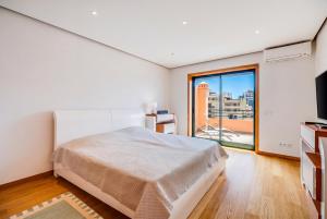 Paraíso Sol da Rocha - Silhueta Citadina