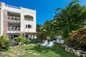 Beachfront Rooftop Penthouse with Plunge Pool - Reeds House 1