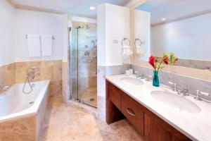 Westmoreland Villa with Pool and Golf Views - Cherry Red 3 bed