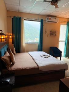 Himalaya Stays - Near Laxman Jhula