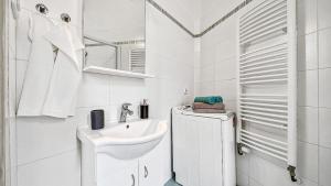 Vinohrady Apartment