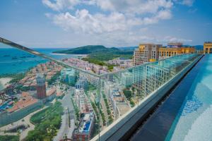 Pearl Vista Luxury Serviced Apartment Sea View & Fireworks View