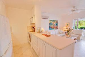 Poolside apt on beach - Glitter Bay 412 1 bed