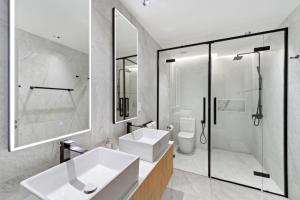 Contemporary Beachfront Condo - Allure 403
