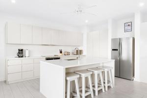 Incredible villa beach club access - Whitehaven