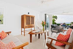 Incredible villa beach club access- Whitehaven 2 bed