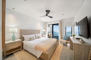 Romantic Beachfront Condo - Allure 505