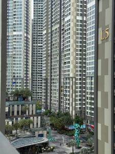 Landmark 6 1BR City View, Daily Cleaning SOFA BED