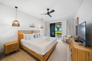 Exceptional Beachfront Condo - Allure 105
