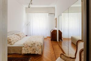 Classic apartment near the Auditorium