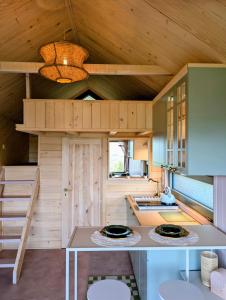 Alemiło Mobile Home - klimatyczny domek z balią i widokiem na Babią Górę