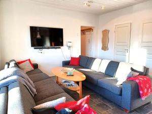 6BR for Large Groups with Two Saunas