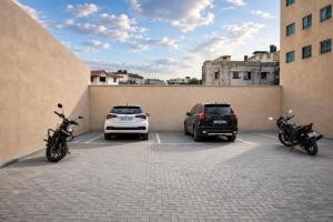Apple Park - Comfortable Stay Near Delhi Airport, Mahipalpur