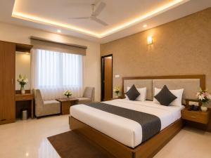 Hotel The Sky Nest Suites Near Delhi IGI Airport