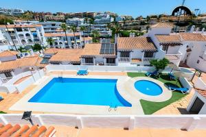 Riviera Del Sol Apartment