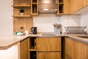 Bright Las Condes Apt Pool & Gym for 3 Guests