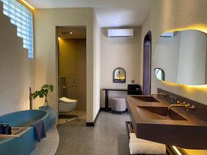 Aruni Bali Jimbaran Boutique Villa