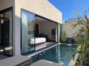 Aruni Bali Jimbaran Boutique Villa