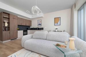 Air Conditioned Apartment in Katowice Center with Parking by Renters Prestige