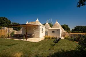 TD Dimora Le Pire Trulli with Private Jacuzzi
