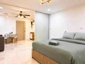 Brand New Stylish 1BR Walk to BTS Perfect 2