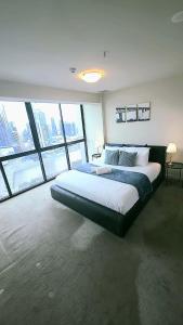 LV 23 City Skyline Penthouse With Free Parking