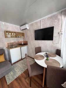 Onatah guest house